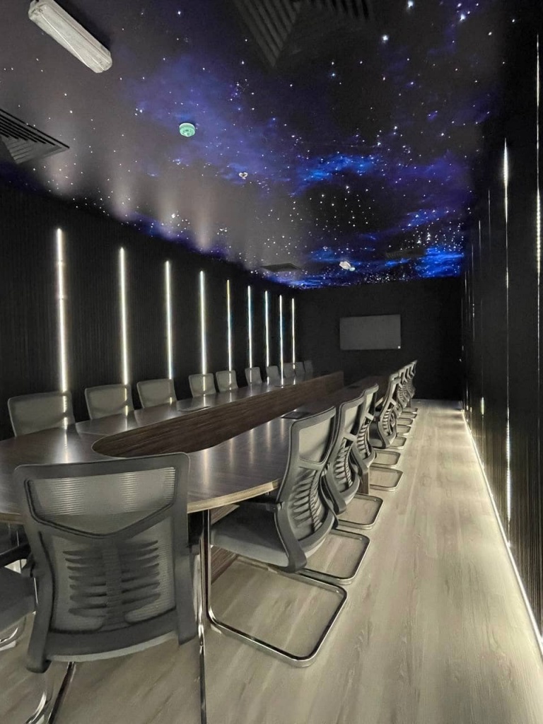 Galaxy Ceiling with fiber optic lighting installed in a modern meeting room at a gym in Al Quoz, Dubai. Galaxy Ceiling with fiber optic lighting installed in a modern meeting room at a gym in Al Quoz, Dubai.