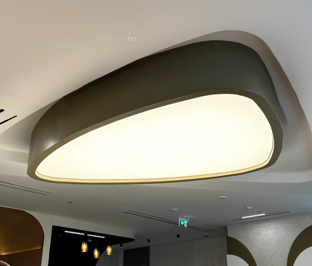 Architectural lighting in Dubai with stretch ceiling system – modern LED illumination integrated into premium interior design Architectural lighting in Dubai with stretch ceiling system – modern LED illumination integrated into premium interior design